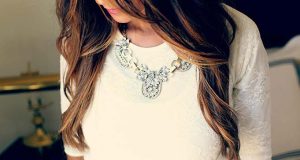 The Perfect Shoes and Bags to Pair With Spring Looks